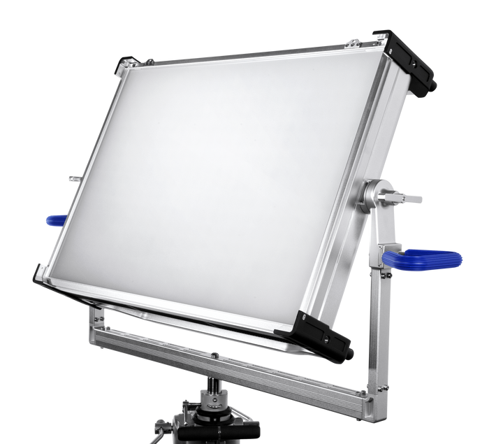 Creamsource Vortex24 1950W Colour Including Yoke