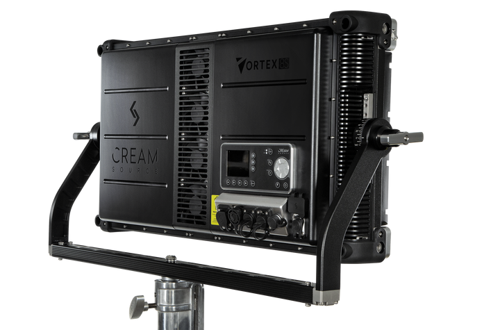 Creamsource Vortex8 Soft 650W Colour Including Yoke